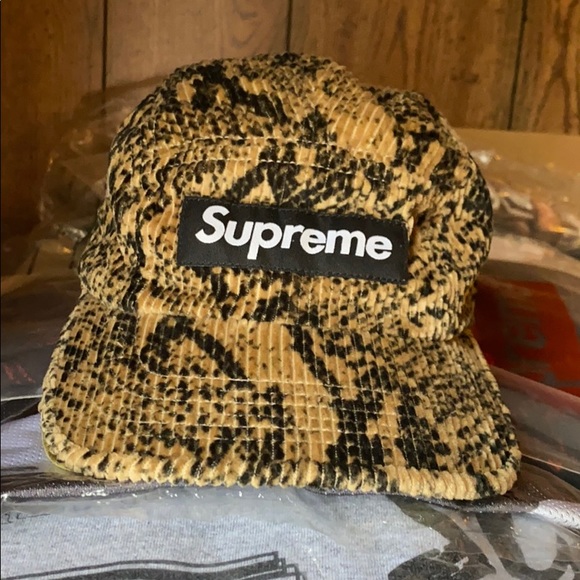 Supreme Snakes Kin Corduroy Camp Cap 